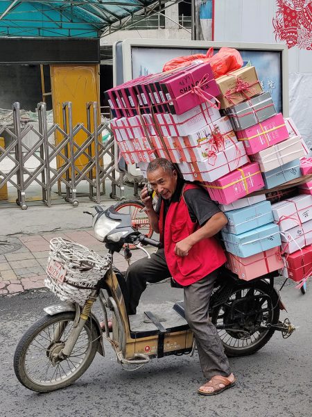 Chengdu delivery man