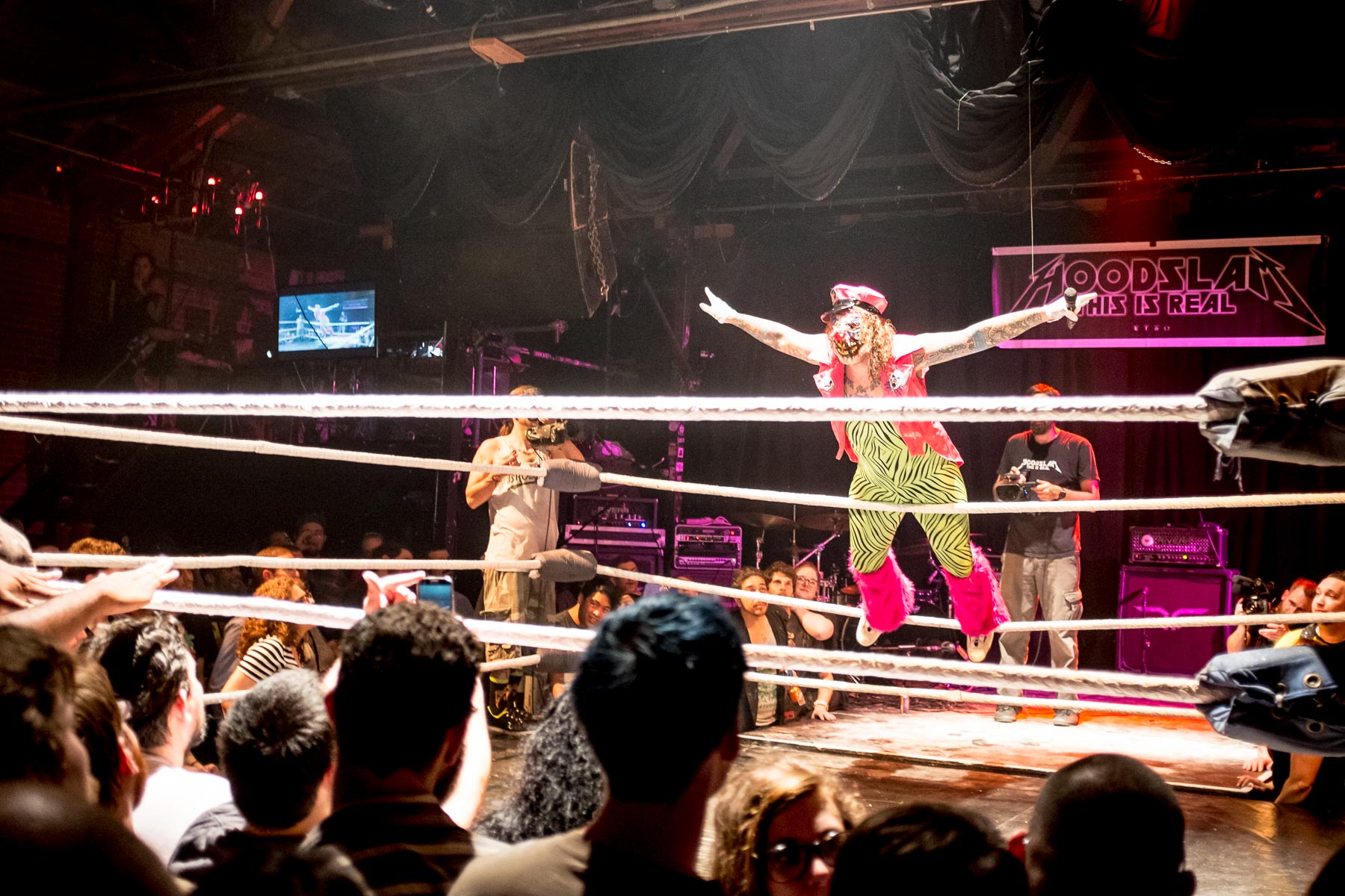 Hoodslam11