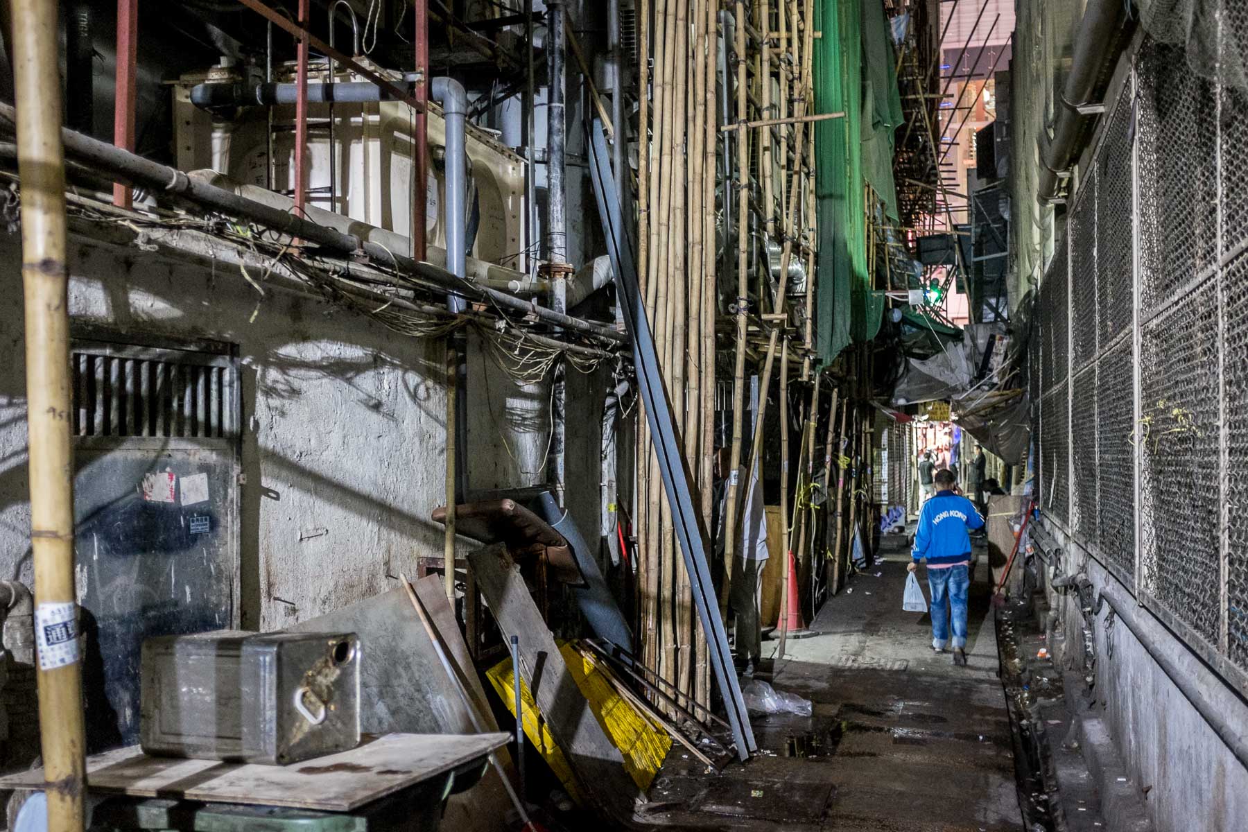 Chungking Mansions Outside